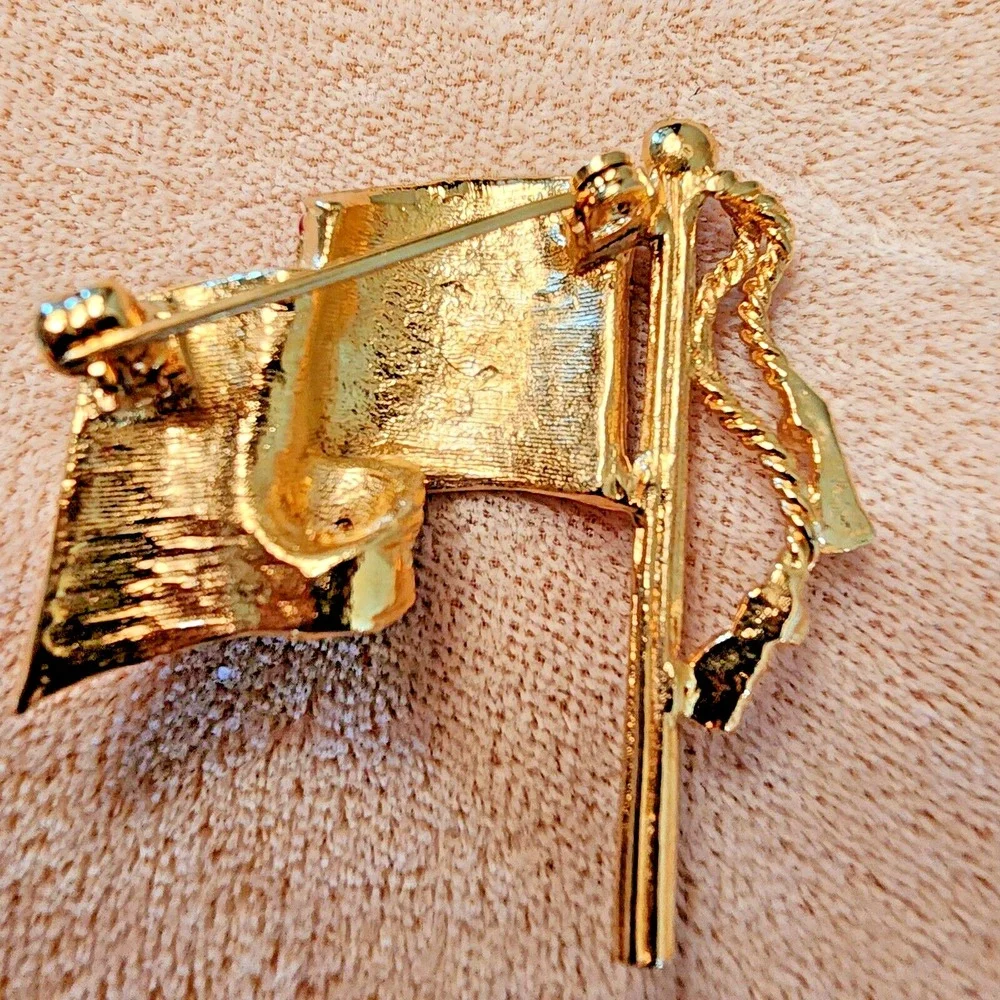 Vintage Gold Color Fashion Flag Pin with Red White and Blue Rhinestones